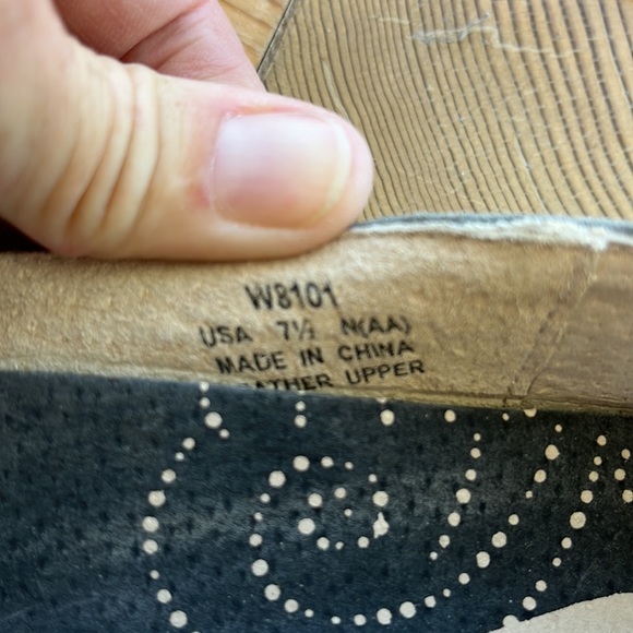 Propét grey suede slip on loafers size 7 1/2 - Picture 5 of 6